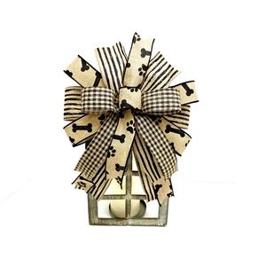 Paw Print and Gingham Bow